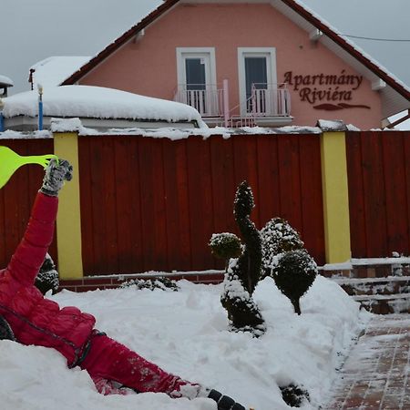 Apartmany Riviera A Chalupa Riviera Liptov, Besenova Bagian luar foto