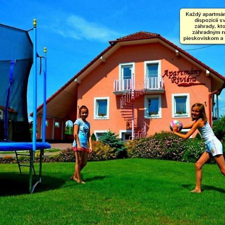 Apartmany Riviera A Chalupa Riviera Liptov, Besenova Bagian luar foto