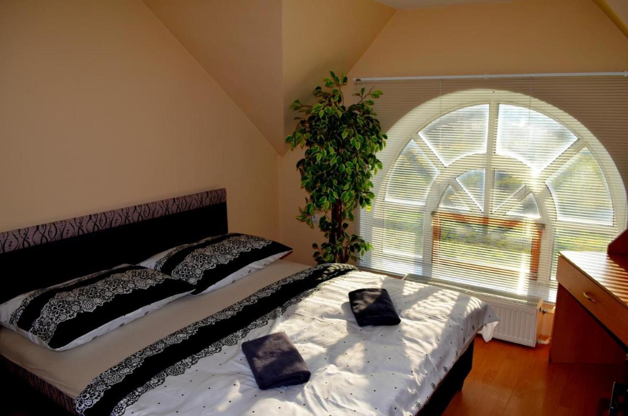 Apartmany Riviera A Chalupa Riviera Liptov, Besenova Bagian luar foto
