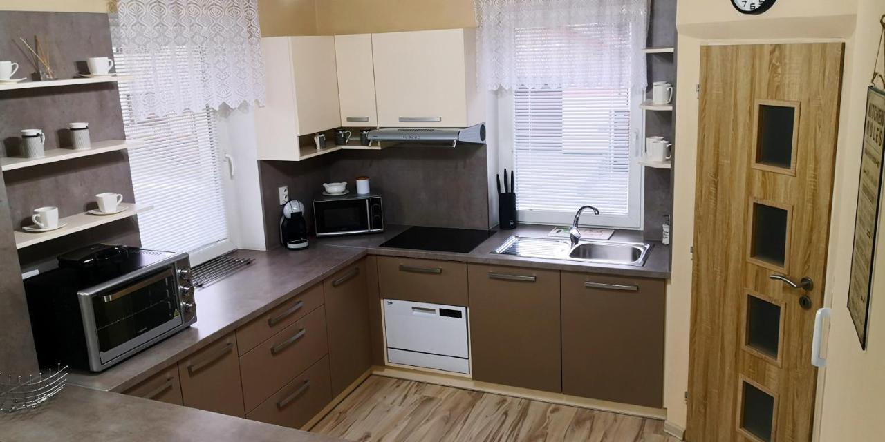Apartmany Riviera A Chalupa Riviera Liptov, Besenova Bagian luar foto