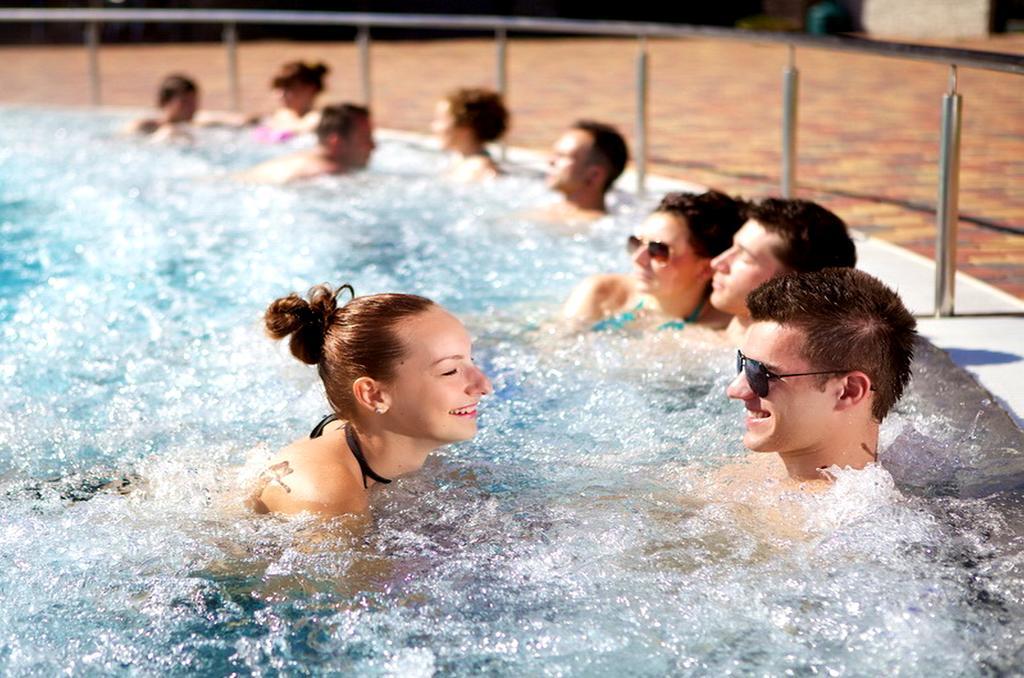 Apartmany Riviera A Chalupa Riviera Liptov, Besenova Bagian luar foto